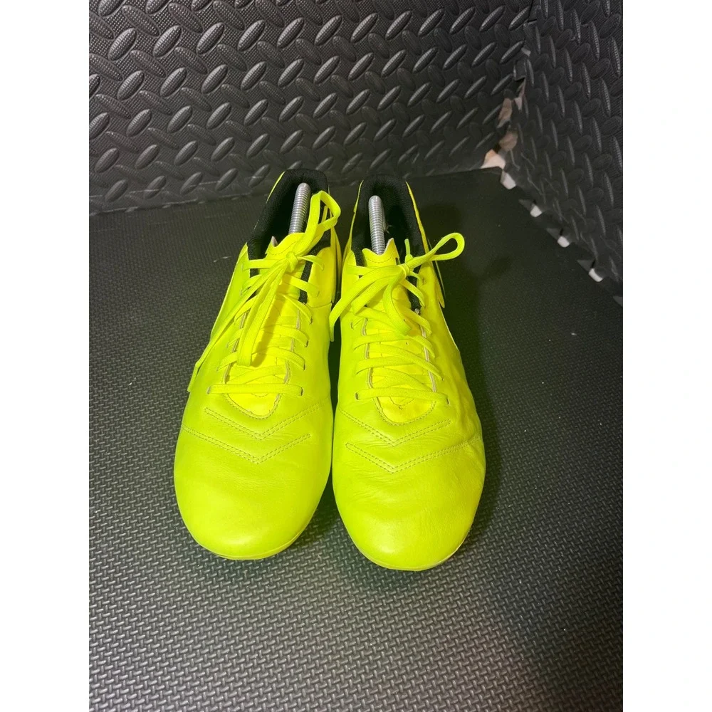 Nike Tiempo Genio II Leather Soccer Cleats Mens 12 Volt Yellow Black 819213-707